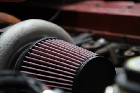 Áreas de computadoras y trabajo libres de humo con filtros de aire